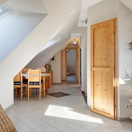 アパート Hanisenhof