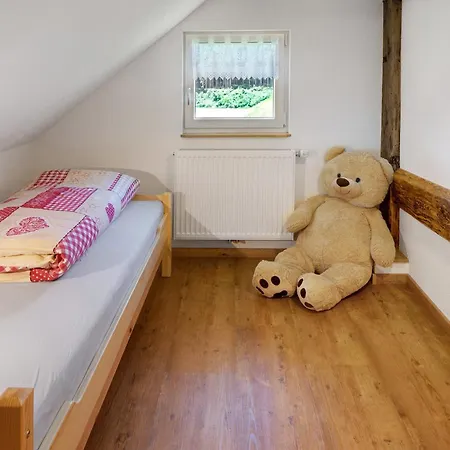 Hanisenhof * ティティゼー・ノイシュタット