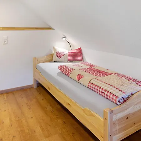 Hanisenhof Apartman *